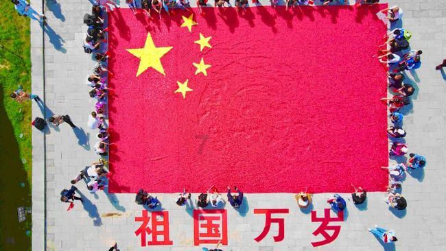 狂人竞速赛无敌版